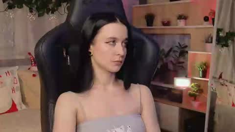 Snapshot of kiralilime chatting on 02/15/25, 04:23 Kira online show from 02/15/25, 04:23