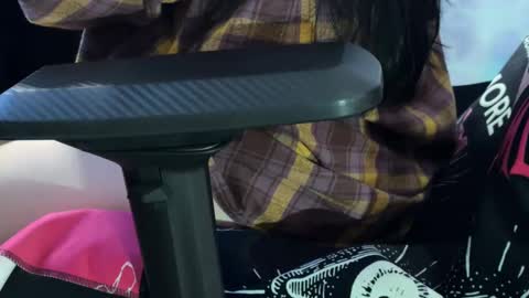 Snapshot of kiralilime chatting on 03/07/25, 12:01 Kira online show from 03/07/25, 12:01