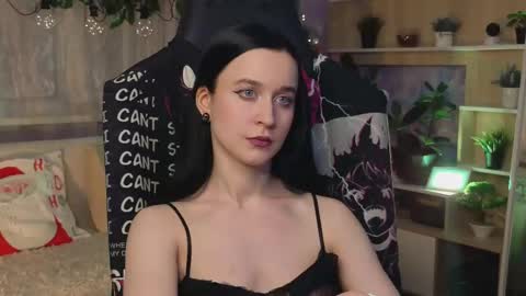 Snapshot of kiralilime chatting on 03/11/25, 07:25 Kira online show from 03/11/25, 07:25