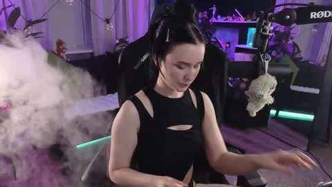 Kira    online show from 03/21/26, 06:55