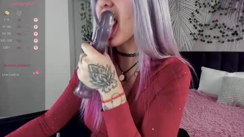 Kira online show from 11/22/25, 02:32