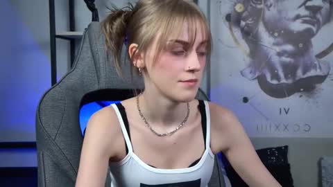 Kira online show from 03/13/26, 11:55