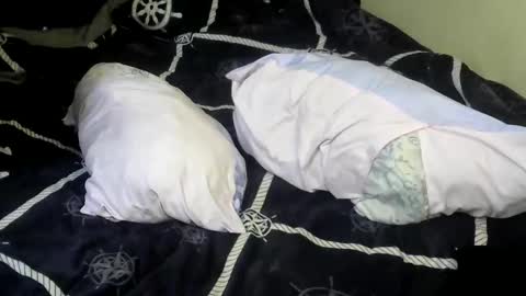 Kira online show from 03/14/26, 10:32