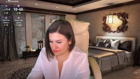 Snapshot of kiraroxx chatting on 02/20/25, 06:35 Kira online show from 02/20/25, 06:35