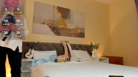 KiraSun online show from 10/16/25, 12:06