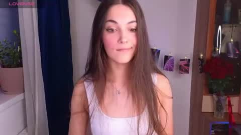 Kira cute online show from 06/10/26, 07:46