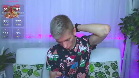    online show from 12/06/24, 06:59