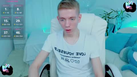    online show from 02/19/25, 07:06