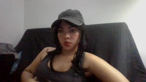 Snapshot of kiri_cute chatting on 01/05/25, 05:20 Kiri online show from 01/05/25, 05:20