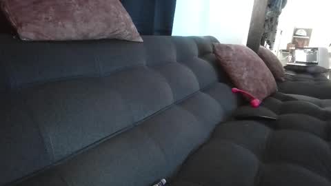 Snapshot of kiri_cute chatting on 03/12/25, 03:07 Kiri online show from 03/12/25, 03:07
