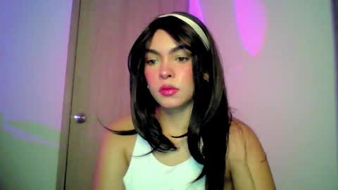 Snapshot of kiri_cute chatting on 09/23/25, 05:32 Kiri online show from 09/23/25, 05:32