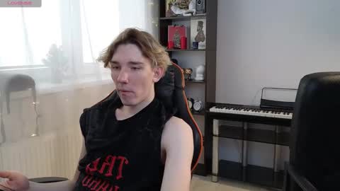 Kirill and Andrey online show from 02/18/25, 09:54