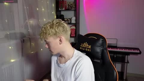 Kirill and Andrey online show from 03/08/25, 08:03