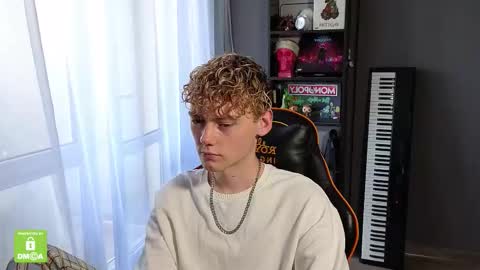 Kirill and Andrey online show from 09/19/25, 08:16