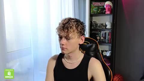 Kirill and Andrey online show from 09/27/25, 10:09