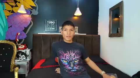 Snapshot of kirossinclair chatting on 07/10/26, 12:19 kirossinclair online show from 07/10/26, 12:19