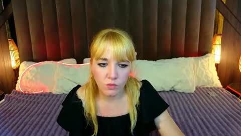 Kirra Salute online show from 07/14/26, 01:06