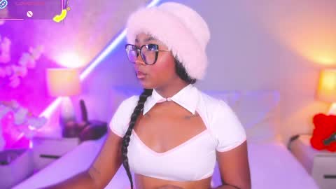 kishalove_ online show from 04/11/26, 10:30