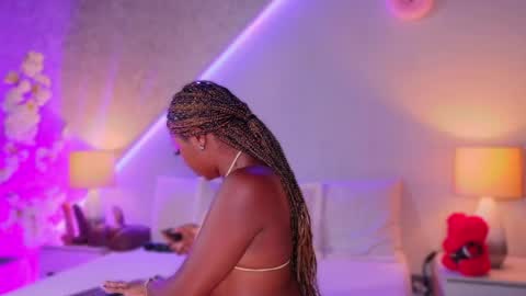 kishalove_ online show from 04/30/26, 10:10
