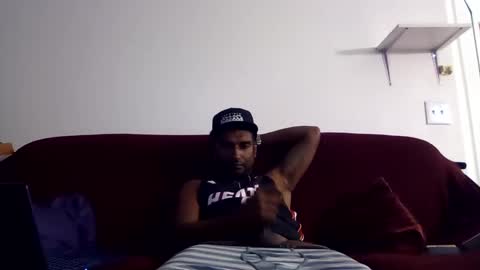 Kishan2525 online show from 11/18/25, 10:52