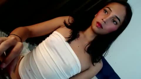 Snapshot of kishayang23 chatting on 10/22/25, 11:10 kishayang23 online show from 10/22/25, 11:10