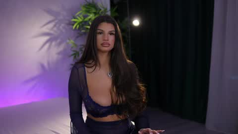 Kiss Jess online show from 04/08/26, 09:26