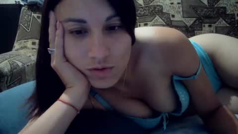 Snapshot of kiss_lovely_ chatting on 07/06/26, 10:23 kiss lovely online show from 07/06/26, 10:23