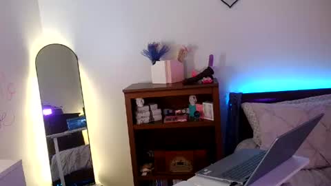 Morgan Monroe online show from 07/08/26, 02:27