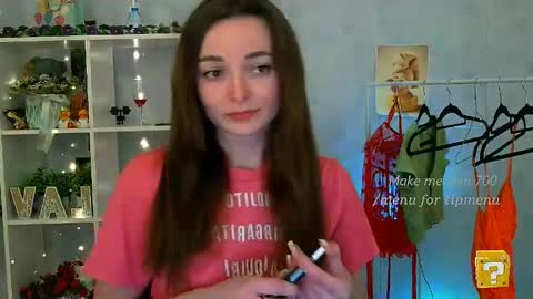 Valeria online show from 04/13/26, 12:54