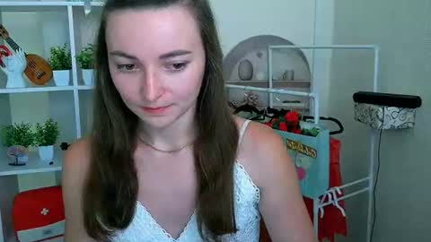 Snapshot of kiss_shy chatting on 07/02/26, 10:21 Valeria online show from 07/02/26, 10:21