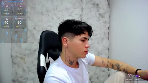 kiss_whitee online show from 11/24/25, 02:11