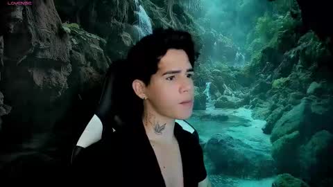 kiss_whitee online show from 02/17/26, 01:35