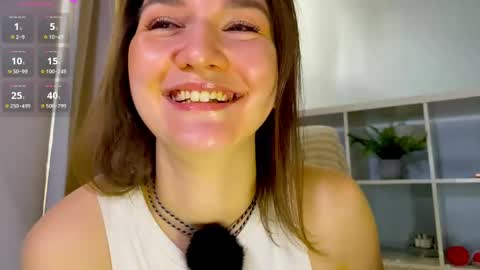 Snapshot of kissable_era chatting on 04/15/26, 10:22 call me Luna online show from 04/15/26, 10:22