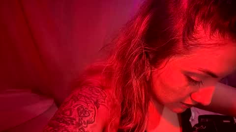 Kissah Kreampuff online show from 12/23/24, 08:33