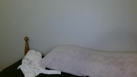 Allie online show from 03/08/25, 02:34