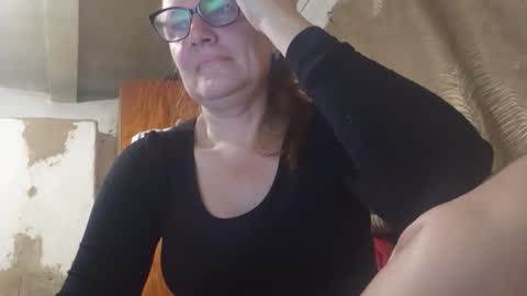 kissandvibe online show from 10/28/25, 08:44