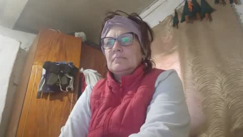 kissandvibe online show from 04/05/26, 01:52