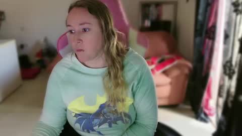 kissica online show from 03/06/25, 11:47