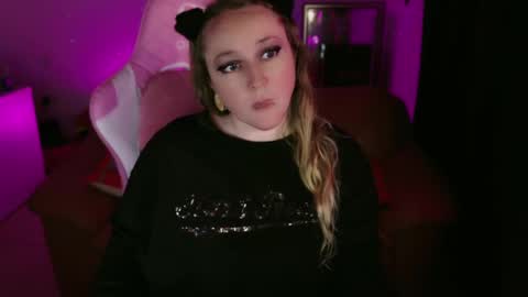 kissica online show from 03/12/25, 05:38