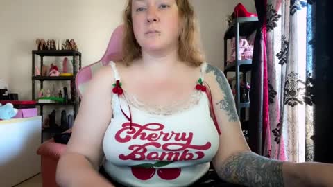 kissica online show from 04/05/26, 01:41