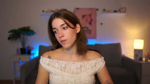 Sisi online show from 10/03/25, 01:19