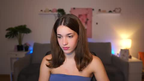 Sisi online show from 11/13/25, 02:05