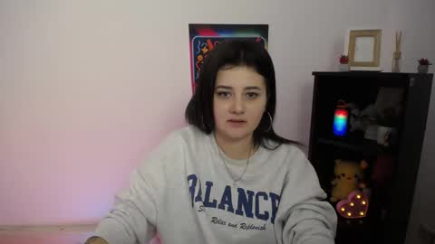 kissleoxx online show from 10/19/25, 10:38