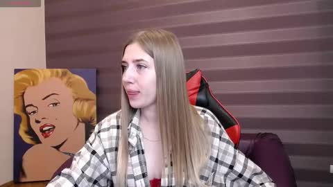 kissme_now online show from 09/18/25, 07:10