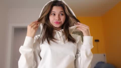 Snezhana online show from 10/26/25, 02:12