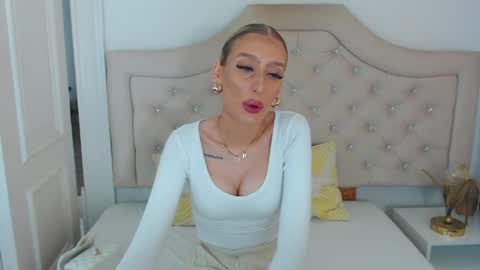Snapshot of kissnatalie chatting on 05/15/26, 09:49 Natalie online show from 05/15/26, 09:49