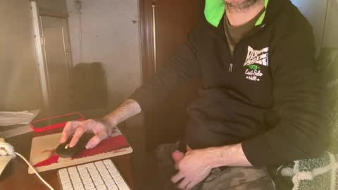 kissofbanned1983 online show from 04/15/26, 10:00