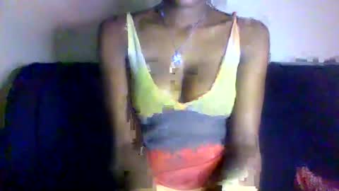 kissybabe01 online show from 10/18/25, 10:49