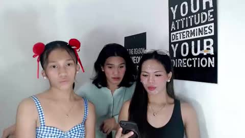 kissykittenx_ online show from 04/06/26, 05:52