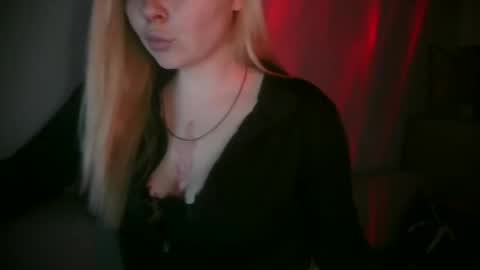 kit katiki1 online show from 01/31/26, 11:47